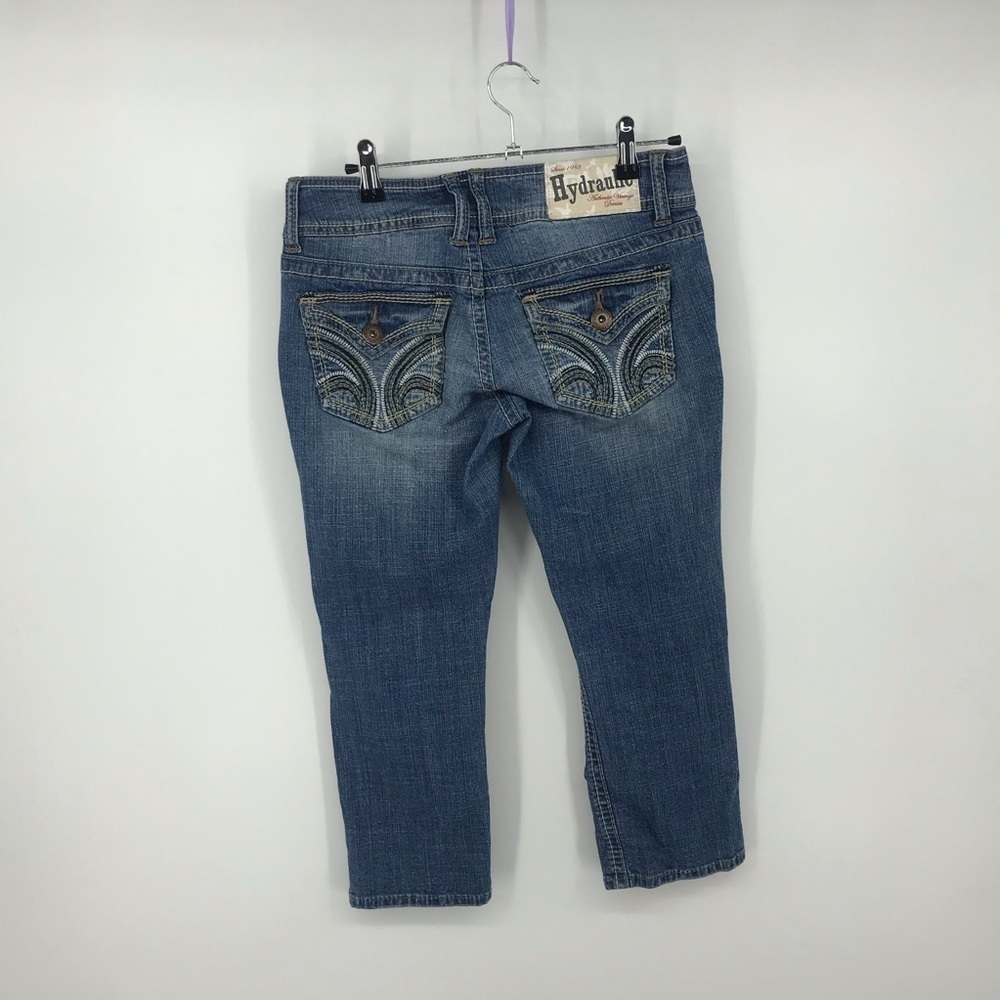 Hydraulic‎ Distressed Jean Capri - Picture 3 of 7